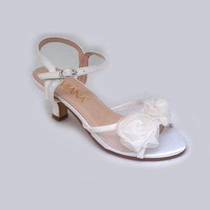 NEW Amiana Girls White/Ivory Communion/Wedding Shoes Sandals